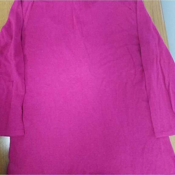 NWT Chaps Medium knitt collared shirt. Magenta colored knitt top with 3/4 sleeve - Picture 3 of 5